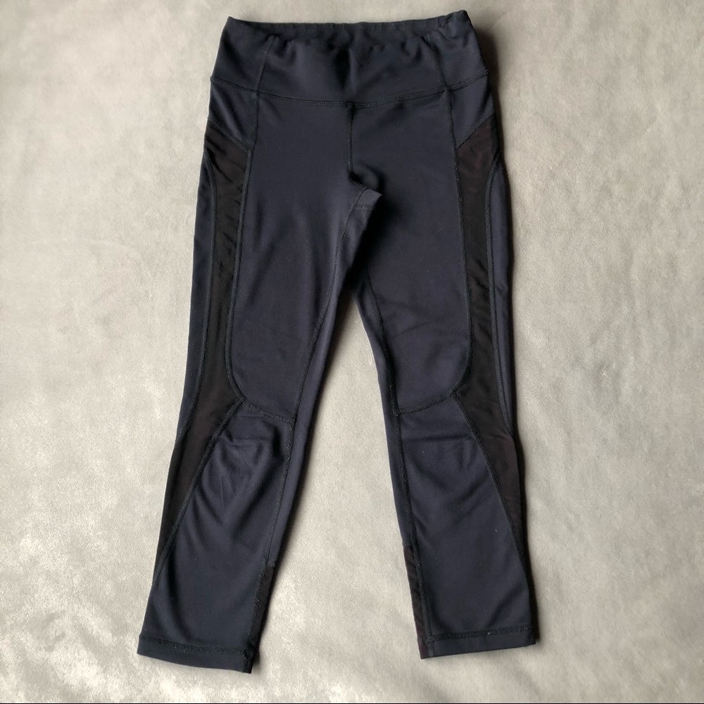 Diadora ~ Crop Leggings ~ Girls Size Medium